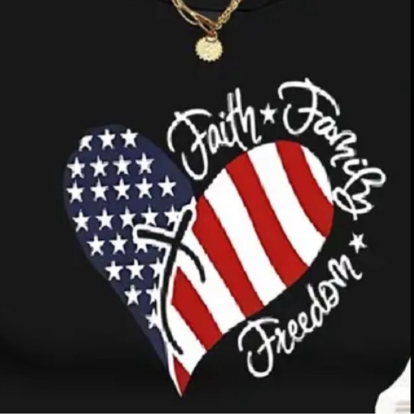 🇺🇸 American Pride Faith Family & Freedom Cropped Black Sleeveles - Picture 4 of 6
